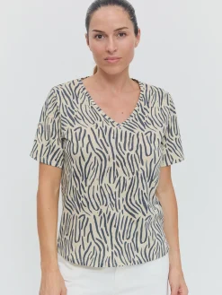 CAMISETA CUELLO PICO
