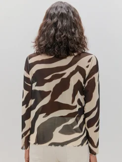 CAMISETA DETALLE FRUNCE