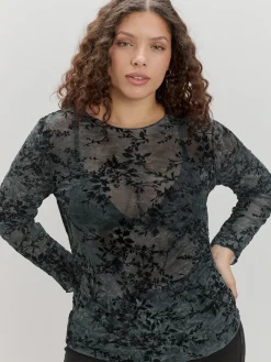 CAMISETA DETALLE FRUNCE