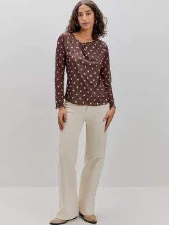CAMISETA DETALLE FRUNCE