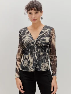 CAMISETA NUDO ESCOTE