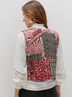 CHALECO ACOLCHADO ESTAMPADO