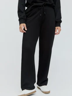 PANTALON BOLSILLOS PARCHE