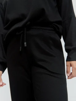 PANTALON BOLSILLOS PARCHE