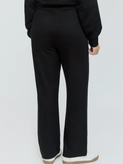 PANTALON BOLSILLOS PARCHE