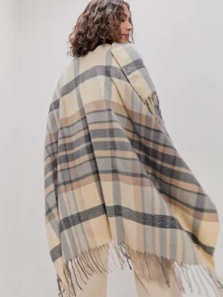 PONCHO CUADROS BRILLOS